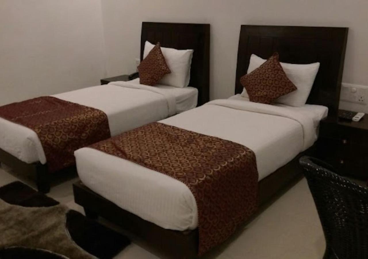 Hotel Zion Inn Varanasi Exterior photo